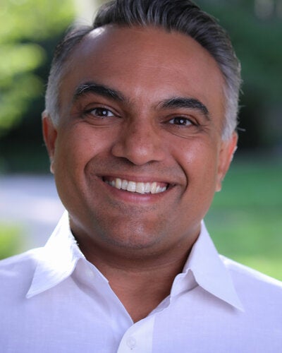 Jayur Headshot